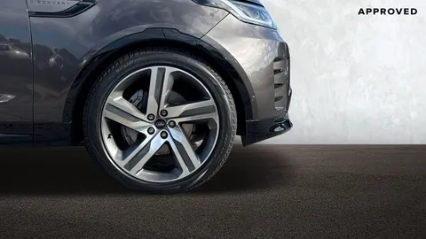 KM24XHC Land Rover Discovery 3.0 D300 Dynamic HSE 5dr Thumbnail #9