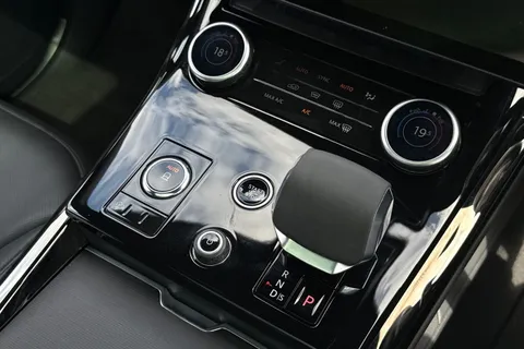 14 of 41 for LAND ROVER RANGE ROVER SPORT 3.0 D300 Autobiography 5dr Auto