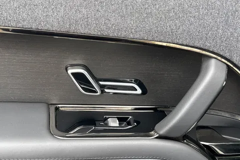 35 of 41 for LAND ROVER RANGE ROVER SPORT 3.0 D300 Autobiography 5dr Auto