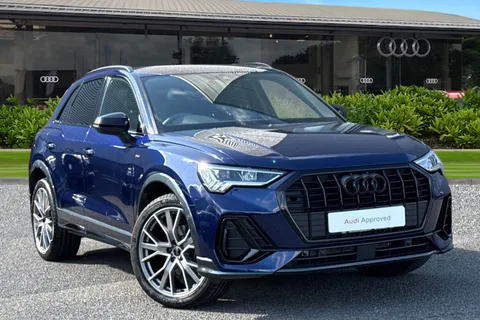 PX25LYZ Audi Q3 Black Edition 35 TDI  150 PS S tronic Thumbnail #2