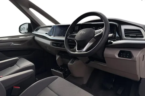 MF25JFV Volkswagen Multivan 2.0 TDI Life 5dr DSG Thumbnail #8