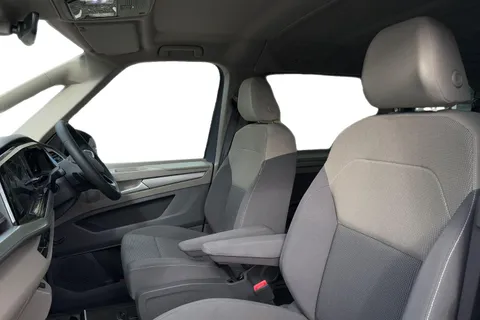 MF25JFV Volkswagen Multivan 2.0 TDI Life 5dr DSG Thumbnail #11