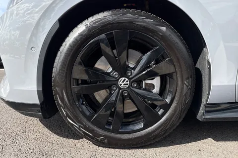 MD25AFU Volkswagen Id.7 210kW Match Pro S Plus 86kWh 5dr Auto **BLACK EXTERIOR PACK, HEAT PUMP** Thumbnail #11