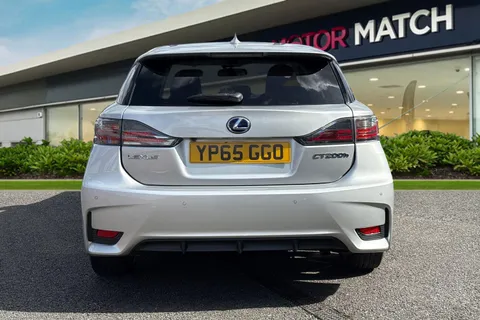 YP65GGO Lexus Ct 1.8 200h Premier CVT Euro 6 (s/s) 5dr Thumbnail #5