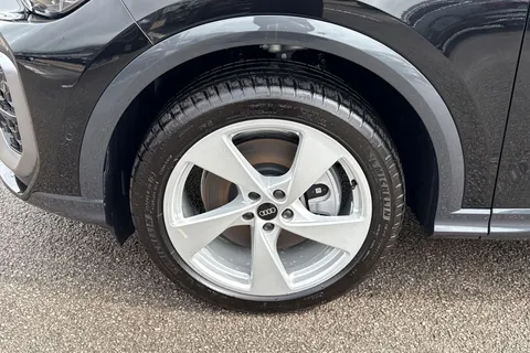 DH25AOJ Audi Q5 2.0 TDI S line S Tronic quattro Euro 6 (s/s) 5dr Thumbnail #13