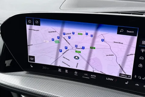 DH25AOJ Audi Q5 2.0 TDI S line S Tronic quattro Euro 6 (s/s) 5dr Thumbnail #34