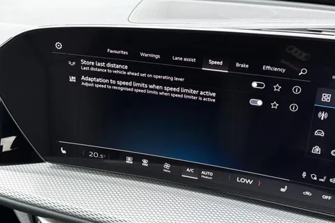 DH25AOJ Audi Q5 2.0 TDI S line S Tronic quattro Euro 6 (s/s) 5dr Thumbnail #46