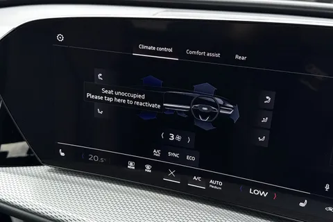 DH25AOJ Audi Q5 2.0 TDI S line S Tronic quattro Euro 6 (s/s) 5dr Thumbnail #49