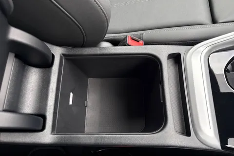 DH25AOJ Audi Q5 2.0 TDI S line S Tronic quattro Euro 6 (s/s) 5dr Thumbnail #55