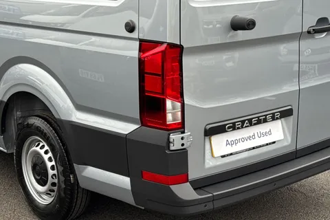 BT25CUA Volkswagen Crafter 2.0TDI 140PS CR35 MWB Commerce Plus Thumbnail #8