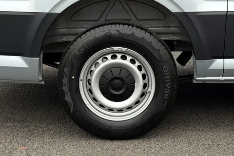 BT25CUA Volkswagen Crafter 2.0TDI 140PS CR35 MWB Commerce Plus Thumbnail #11