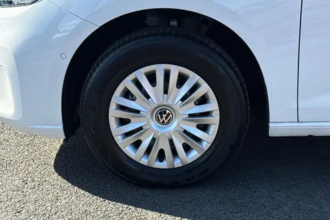 PK25VYZ Volkswagen Caddy 2.0 TDI 102PS Commerce Plus Van [Tech Pack] Thumbnail #10