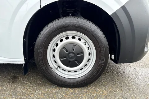 PN25OYD Volkswagen Transporter T28 Commerce Plus SWB 150 PS 2.0 TDI 6sp Manual Thumbnail #10