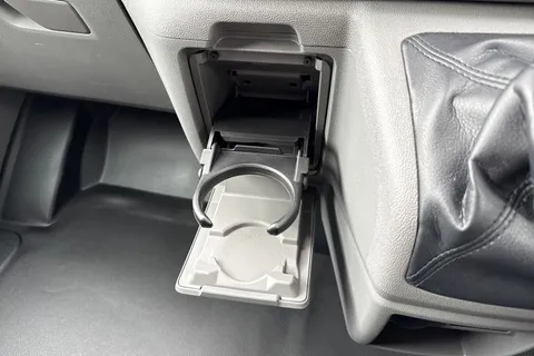 PN25OYD Volkswagen Transporter T28 Commerce Plus SWB 150 PS 2.0 TDI 6sp Manual Thumbnail #25