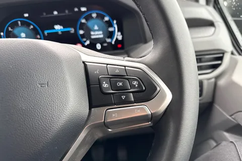 PN25OYD Volkswagen Transporter T28 Commerce Plus SWB 150 PS 2.0 TDI 6sp Manual Thumbnail #27