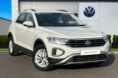 PN73VVE Volkswagen T-Roc 1.5 TSI Life 5dr DSG Thumbnail #2