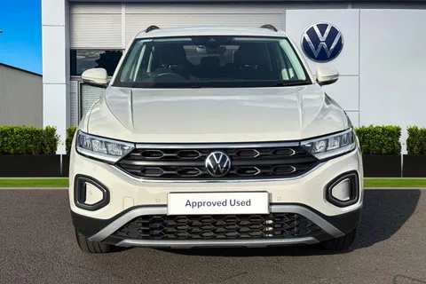 PN73VVE Volkswagen T-Roc 1.5 TSI Life 5dr DSG Thumbnail #6