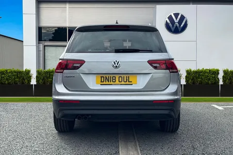 DN18OUL Volkswagen Tiguan 2.0 TDi 150 SE Nav 5dr DSG ⭐Keyless Entry, Winter Pack⭐ Thumbnail #5