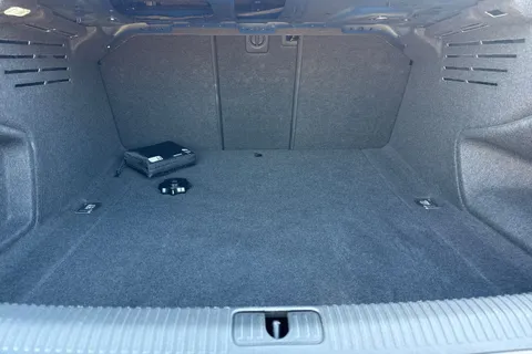 GJ74FET Audi A4 Black Edition 35 TFSI 150 PS S tronic Thumbnail #7