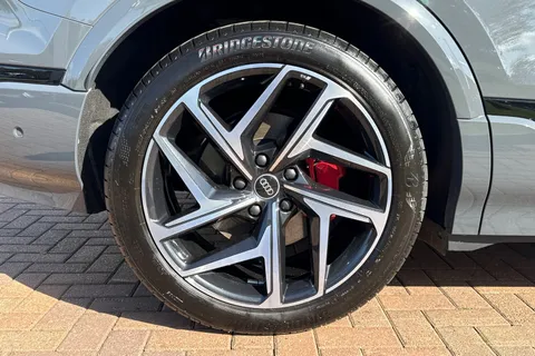 KW74NRZ Audi Sq6 E-Tron SQ6 SUV Edition 1 e-tron 360,00 kW Thumbnail #7