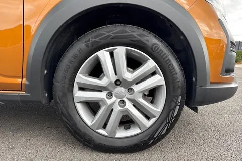 DE73LFJ Dacia Sandero Stepway 1.0 TCe Expression Euro 6 (s/s) 5dr Thumbnail #7