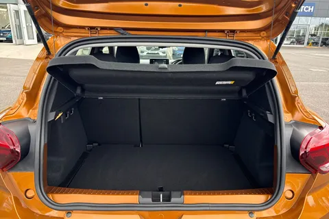 DE73LFJ Dacia Sandero Stepway 1.0 TCe Expression Euro 6 (s/s) 5dr Thumbnail #10