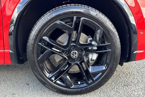 KM25BXV Volkswagen Tiguan 1.5 TSI 272 eHybrid R-Line DSG⭐ Leather, Sunroof, Black Pack, Comfort packa Thumbnail #10