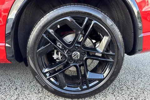 KM25BXV Volkswagen Tiguan 1.5 TSI 272 eHybrid R-Line DSG⭐ Leather, Sunroof, Black Pack, Comfort packa Thumbnail #11