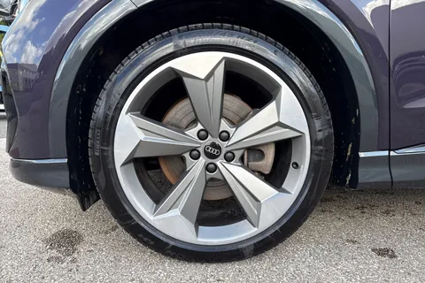 KS74FHB Audi Q4 e-tron 210kW 45 82kWh Black Edition 5dr Auto Thumbnail #11