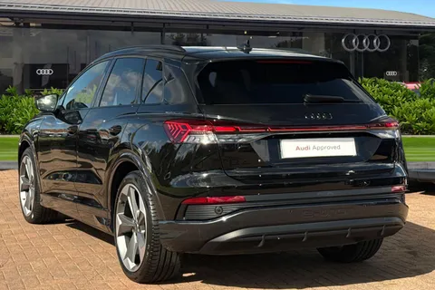 KT74WND Audi Q4 e-tron 125kW 35 55kWh Black Edition 5dr Auto Thumbnail #3