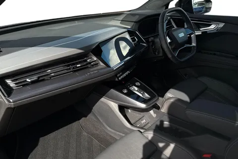 KT74WND Audi Q4 e-tron 125kW 35 55kWh Black Edition 5dr Auto Thumbnail #9