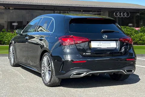 HT74WWZ Mercedes-Benz A Class 1.3 A180h MHEV AMG Line (Premium Plus) 7G-DCT Euro 6 (s/s) 5dr Thumbnail #3