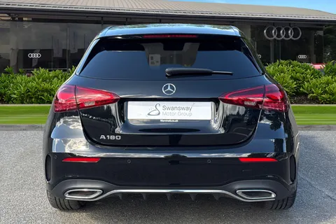 HT74WWZ Mercedes-Benz A Class 1.3 A180h MHEV AMG Line (Premium Plus) 7G-DCT Euro 6 (s/s) 5dr Thumbnail #5