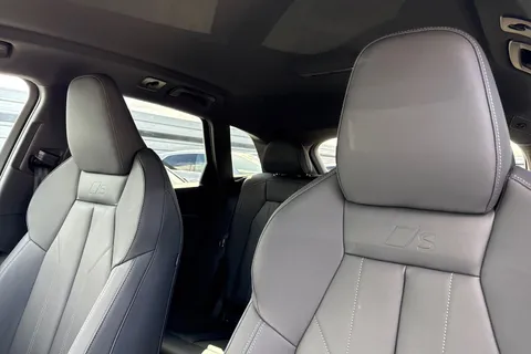  Audi Q5 2.0 TDI S line S Tronic quattro Euro 6 (s/s) 5dr Thumbnail #21