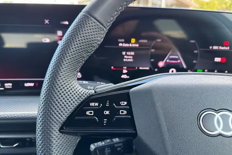  Audi Q5 2.0 TDI S line S Tronic quattro Euro 6 (s/s) 5dr Thumbnail #26