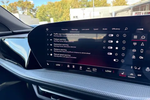  Audi Q5 2.0 TDI S line S Tronic quattro Euro 6 (s/s) 5dr Thumbnail #41