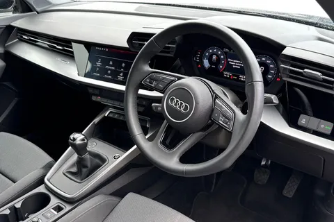 NJ73HNK Audi A3 1.5 TFSI 35 Sport Sportback Euro 6 (s/s) 5dr Thumbnail #8