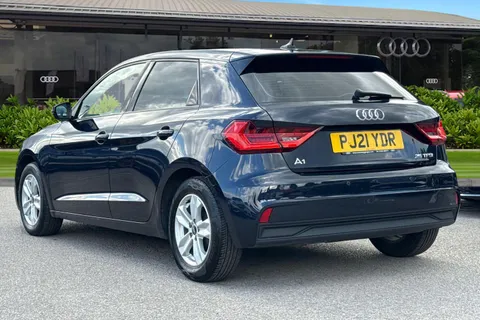 PJ21YDR Audi A1 Technik 25 TFSI 95 PS 5-speed Thumbnail #3