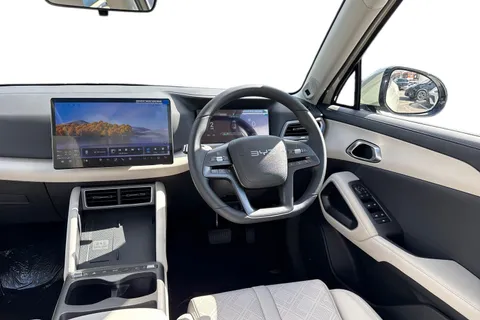  BYD ATTO 2 51.1kWh Boost Auto 5dr Thumbnail #13