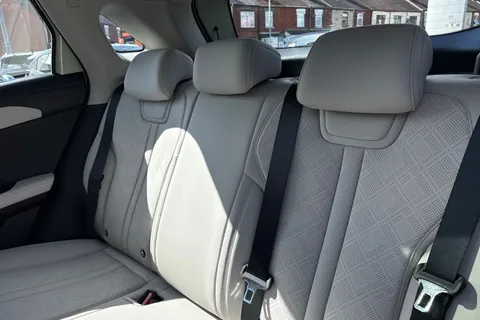  BYD ATTO 2 51.1kWh Boost Auto 5dr Thumbnail #14