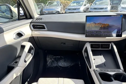  BYD ATTO 2 51.1kWh Boost Auto 5dr Thumbnail #15