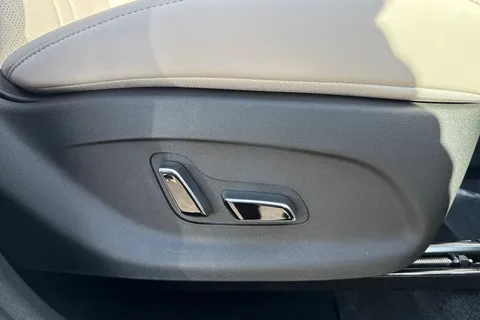  BYD ATTO 2 51.1kWh Boost Auto 5dr Thumbnail #27