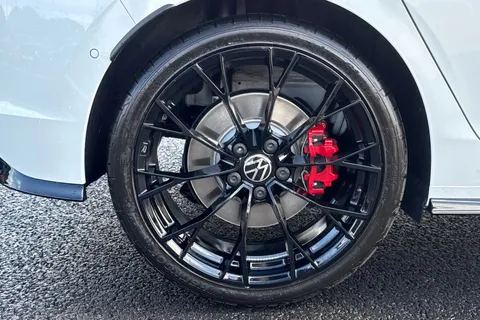 MT25AAE Volkswagen Golf 2.0 TSI 300 GTI Clubsport 5dr DSG **GTI PERFORMANCE PACK, PAN ROOF, 19' ALL Thumbnail #7