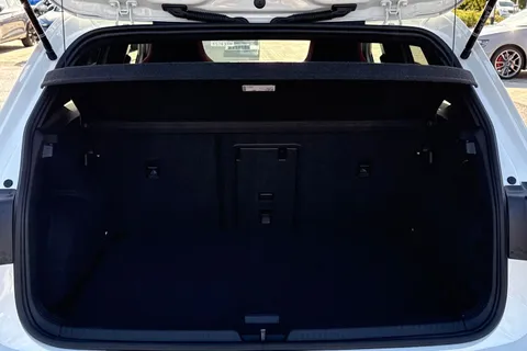 MT25AAE Volkswagen Golf 2.0 TSI 300 GTI Clubsport 5dr DSG **GTI PERFORMANCE PACK, PAN ROOF, 19' ALL Thumbnail #10