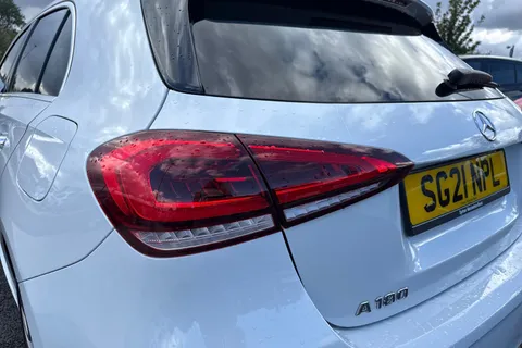 SG21NPL Mercedes-Benz A Class 1.3 A180 AMG Line (Premium 2) Euro 6 (s/s) 5dr Thumbnail #8