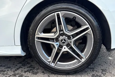 SG21NPL Mercedes-Benz A Class 1.3 A180 AMG Line (Premium 2) Euro 6 (s/s) 5dr Thumbnail #10