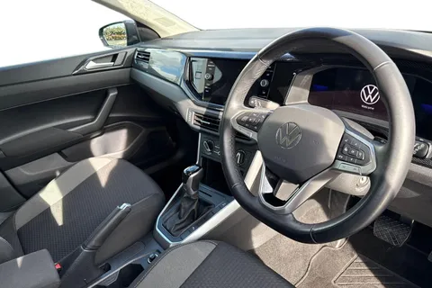 MK22JCU Volkswagen Polo 1.0 TSI Life 5dr DSG **PARKING SENSORS** Thumbnail #8