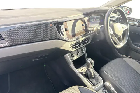 MK22JCU Volkswagen Polo 1.0 TSI Life 5dr DSG **PARKING SENSORS** Thumbnail #9