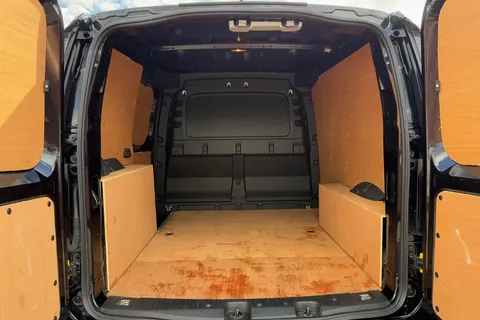 DE24XGL Volkswagen Caddy 2.0 TDI 102PS Commerce Pro Van Thumbnail #10