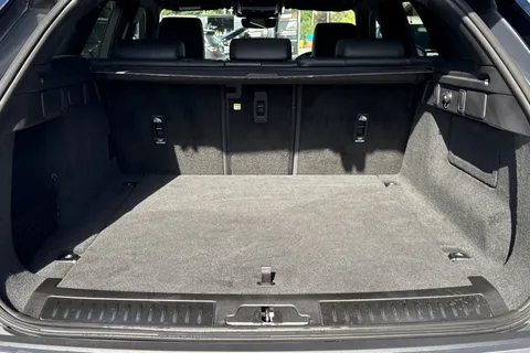 KN24CXH Land Rover Range Rover Velar 2.0 D200 Dynamic HSE 5dr Thumbnail #11